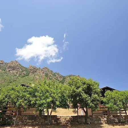 Villaggio Tesonis مكان تخييم